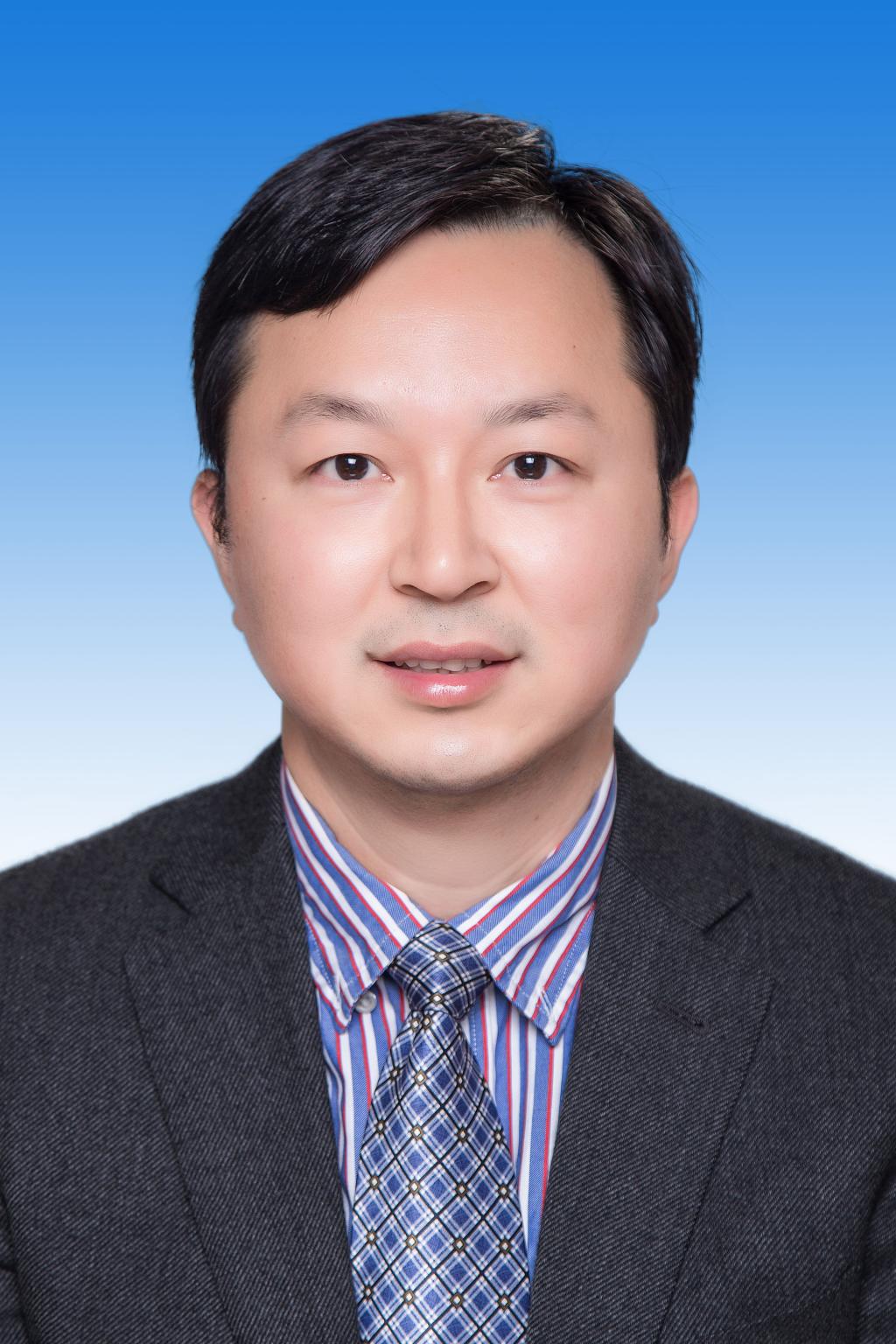 蔡鹏教授